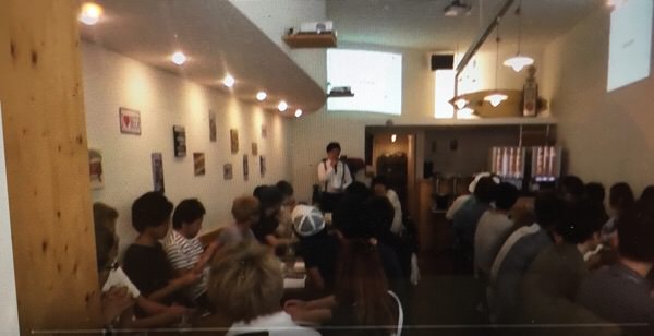 以前させて頂いた、【ハサミを持たないで美容師として生きていく方法】のセミナー動画を期間限定で有料配信開始しました。