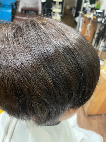 【大阪】いつまでも老けない髪の毛でいたい方は白髪ボカシハイライトとジュエリーシステムトリートメント。ホームケアにビータークリームがオススメ