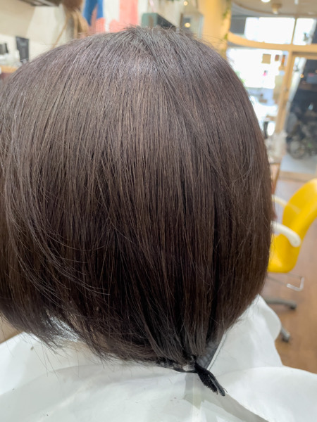 【大阪　今里】白髪が目立つ人、乾燥で髪の毛のパサツキが気になる人にはスモーキーカラーとジュエリーシステムトリートメントがオススメ