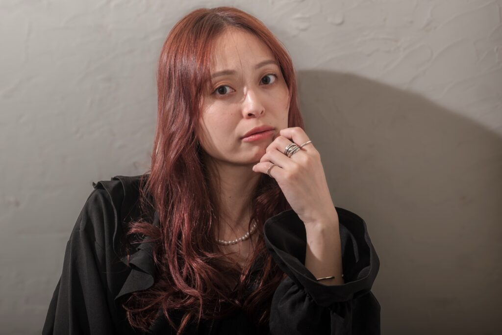 「乾燥していた髪をトリートメントで整えたなめらかな仕上がり」