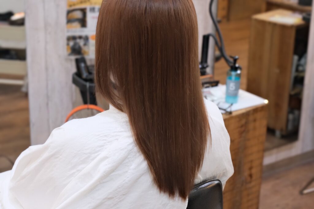 ダメージを抑えた白髪染めとトリートメントの髪質