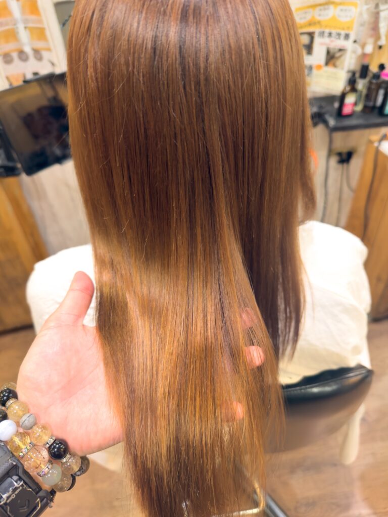 白髪ぼかしハイライトをやめた後のツヤ髪カラー仕上がり