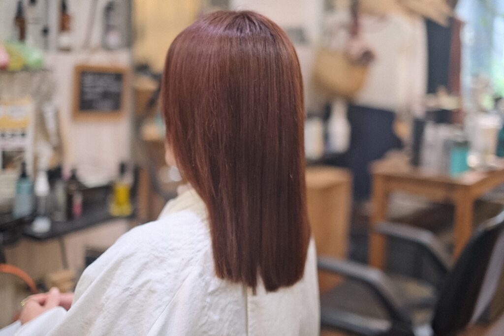 ９０分で縮毛矯正をしカラーとトリートメント
